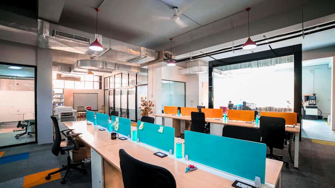 Vibrant coworking space in Noida