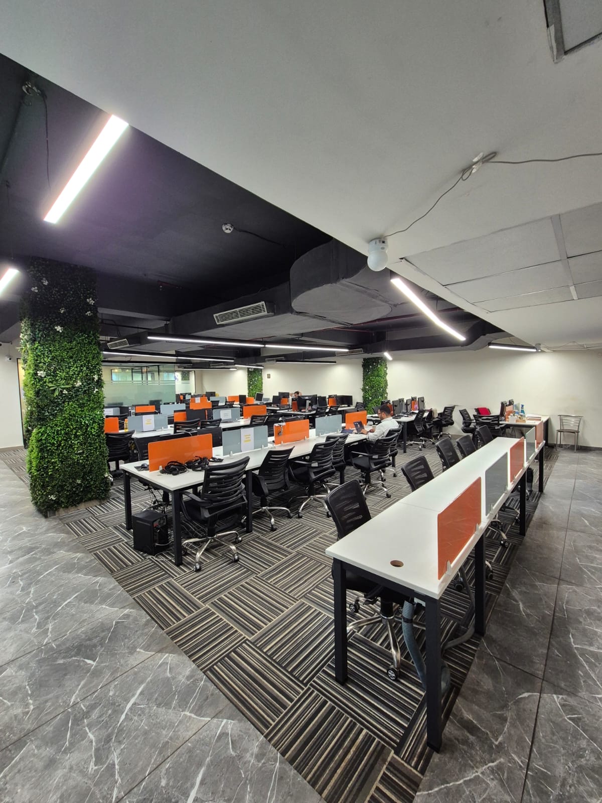 Meeting room and collaborative workspace